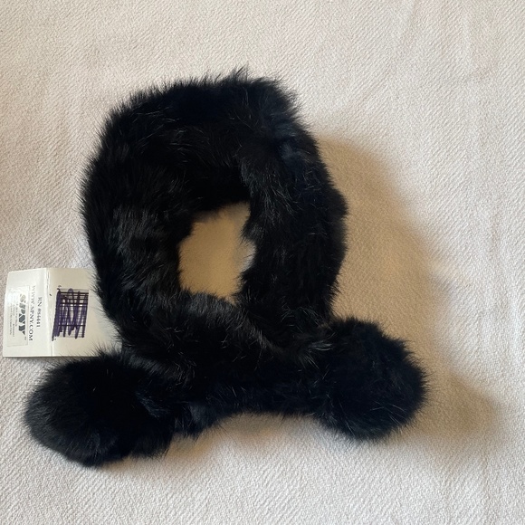 Rabbit Fur Scarf Black Ladder Pom Pom Neck Wrap Scarf - Picture 5 of 5